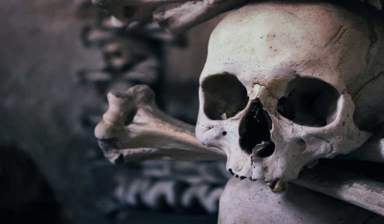 How to Visit the Sedlec Ossuary (Kutna Hora) Bone Church